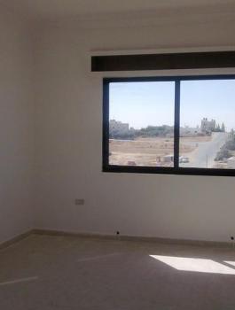  2000 شقة فارغة برام الله والبيرة