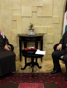 الحمد الله مع السفير العمادي