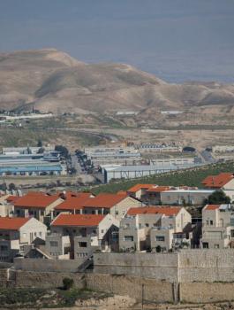 وحدة استيطانية اسرائيلية وسط الضفة الغربية 