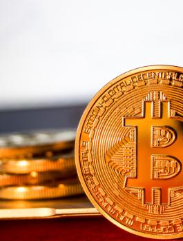 مجلس الافتاء الفلسطيني يحرم التعامل مع عملة "البيتكوين" الرقمية