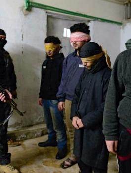 مقتل مدنيين في دير الزور 