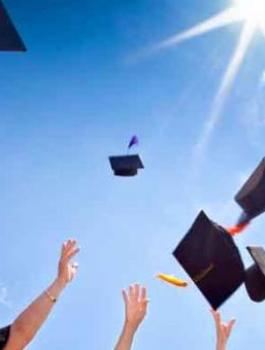 توفر منح دراسية في مالطا 