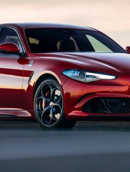 Alfa-Romeo-Giulia-2017-2