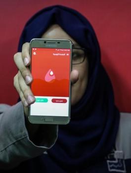 الهواتف الذكية مع الفلسطينيين 