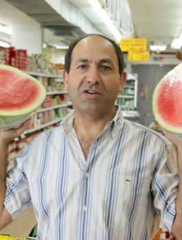 مقاطعة متاجر رامي ليفي في القدس 