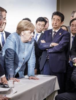 ترامب يفرض ضرائب على السلع الاوروبية 