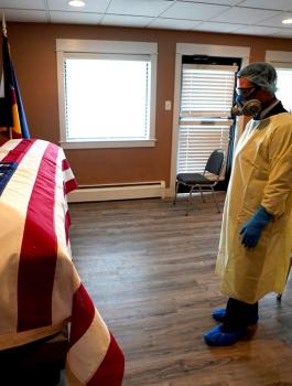 اميركا وفيروس كورونا 