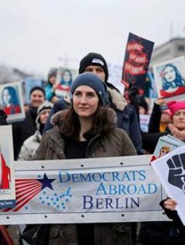 تظاهرات ضد ترامب 