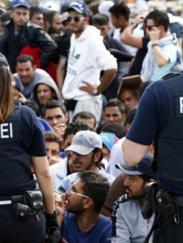 ترحيل لاجئيين من المانيا 