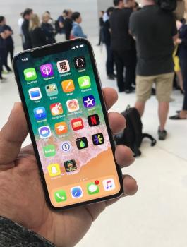 مبيعات هاتف آيفون X 