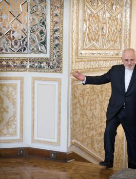 وزير الخارجية العماني في طهران 