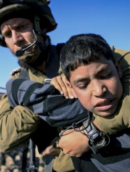 150624-child-arrest-beit-ommar