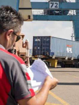 سفينة مساعدات تركية لغزة 