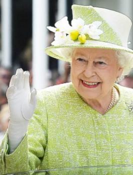 160424225016_queen_elizabeth_640x360_._nocredit