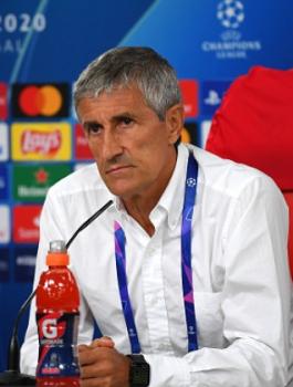 برشلونة والمدرب 