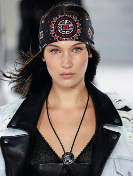 بيلا حديد والامارات 