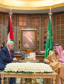 عباس والملك سلمان 