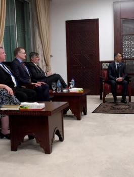 عباس والسلام 