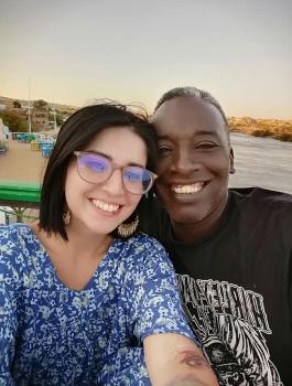 فتاة فرنسية تتزوج من سوداني 