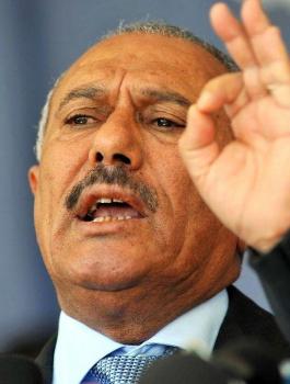 كاميرا مراقبة تكشف اللحظات الأخيرة قبل إعدام علي عبد الله صالح