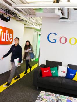 إسرائيل تهاجم "جوجل" و"يوتيوب" 