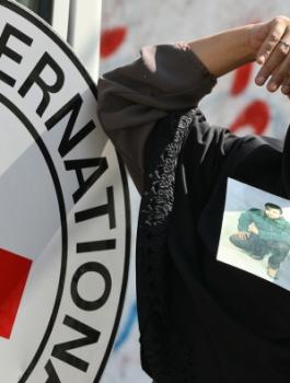 الصليب الاحمر واضراب الاسرى 