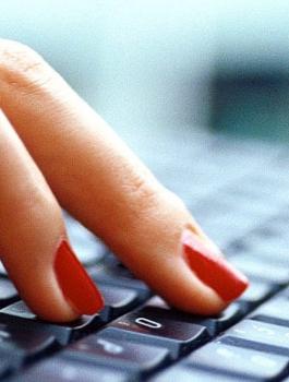 ابتزاز فتاة عبر فيسبوك