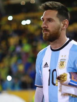 مدرب فرنسا وميسي