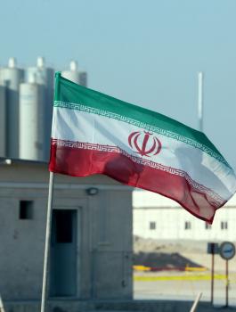 ايران وتخصيب اليورانيوم 