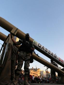 Palestinian-members-of-al-Qassam-Brigades