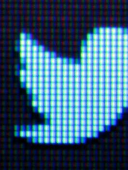 عطل فني يصيب موقع تويتر 