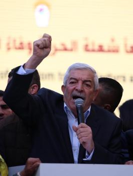 إنهاء الانقسام