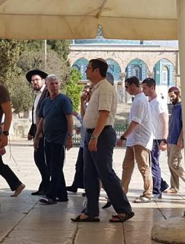 اقتحام المستوطنين للمسجد الأقصى المبارك 