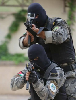 المخابرات تحل لغز سطو مسلح على مدير شركة وسلب 120 ألف شيقل منه
