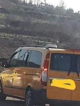سلب مركبة عمومية 