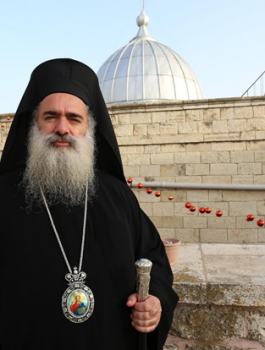 المطران حنا: قيل لنا بأن توقعوا بأن يخرج إعلان عطلة لعيد الفصح يوم غدٍ