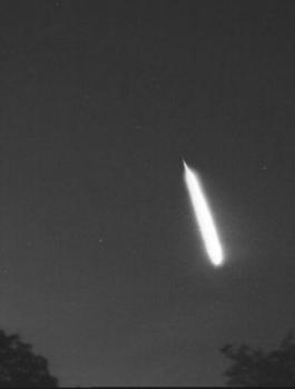 نيزك يضرب قاعدة امريكية 