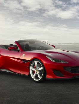 فيراري تطلق موديل جديد بديل لكاليفورنيا T