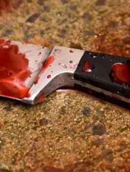 مصرية تذبح زوجها بالسكين بمساعدة عشيقها 