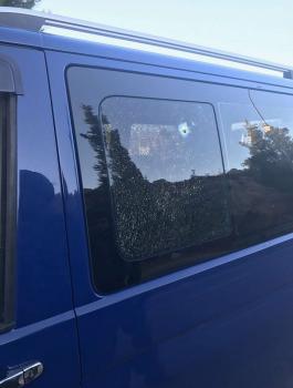 اطلاق النار على سيارة قرب رام الله 