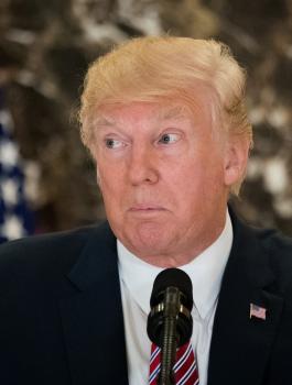 ترامب ينوي إلغاء الاتفاق النووي مع إيران منتصف الشهر القادم