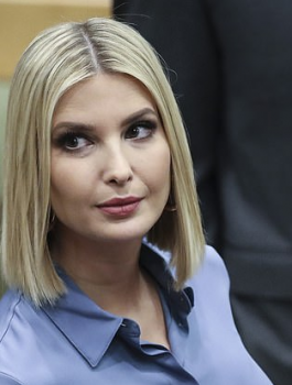 ملابس ايفانكا  ترامب 