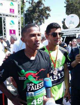 فوز العداء الجنوب افريقي مارفن ستين