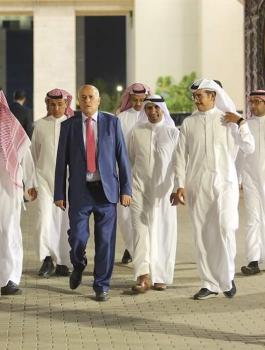 69ac06b6-e0ef-44d6-acec-8931bdc9f918