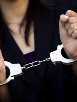 egypttoday-القبض-على-سيدة-تمارس-الجنس