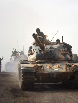 تركيا تطالب الولايات المتحدة بوقف تزويد تنظيم كردي بالسلاح وقطع علاقته به