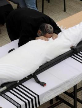 مقابر المستوطنين في الضفة الغربية 