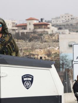 فرض اغلاق على الضفة الغربية 