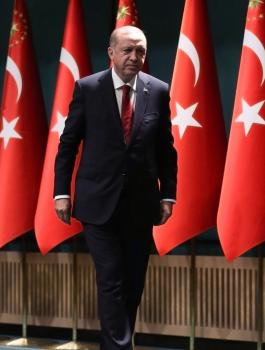 مرشحة للانتخابات الرئاسية: أردوغان يريد شراء صواريخ S-400 لحماية قصره