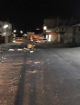 الاحتلال يعتقل شابين من بيت ريما ويعتدي بالضرب على والدهم أحدهما
